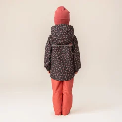 Outerwear><noscript><img width=