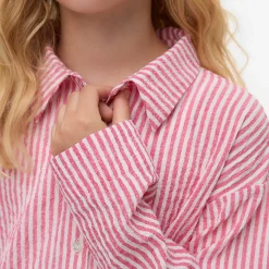 Tops><noscript><img width=