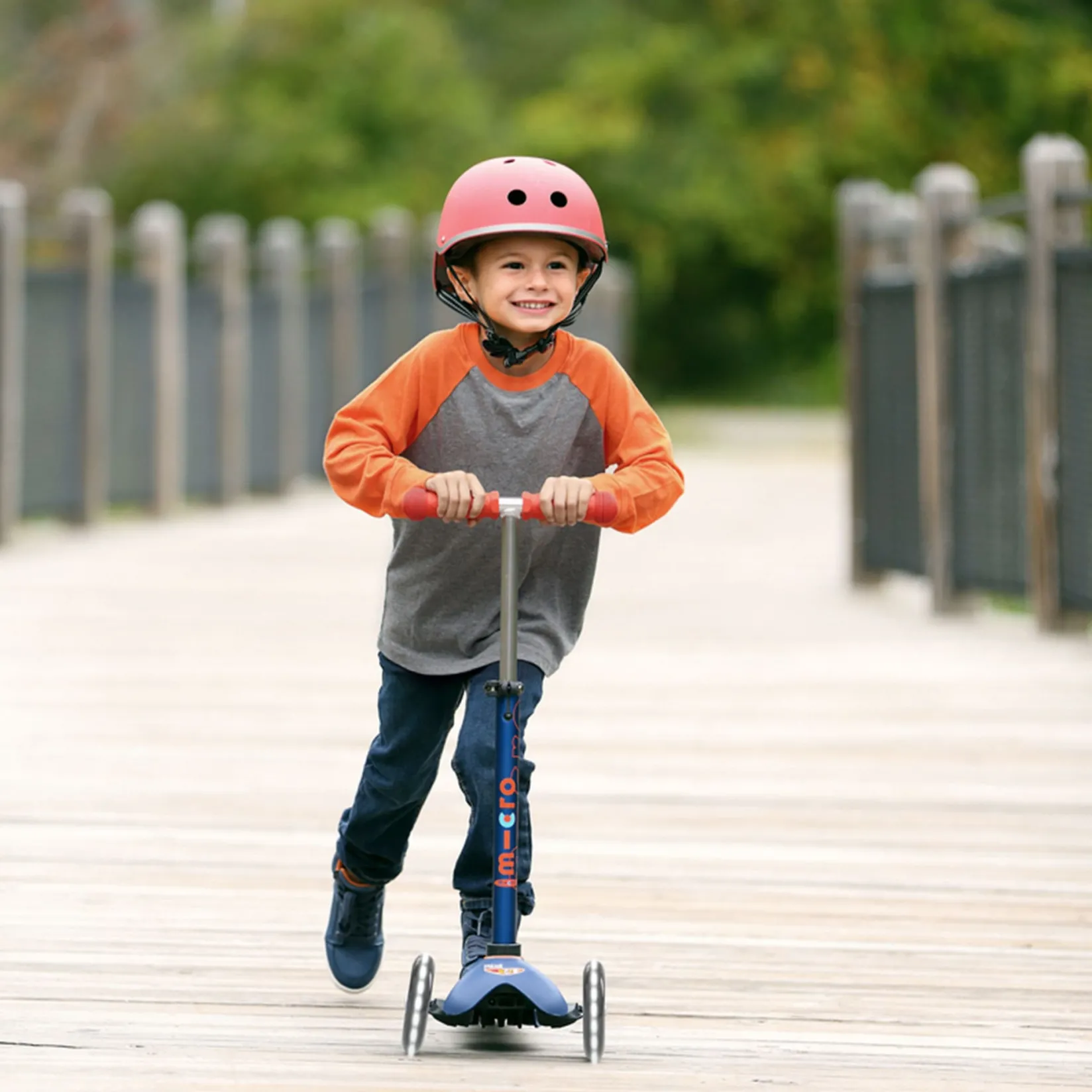 Online Mini Deluxe LED Scooter - Navy Kids Summer Activities|Bikes And Accessories