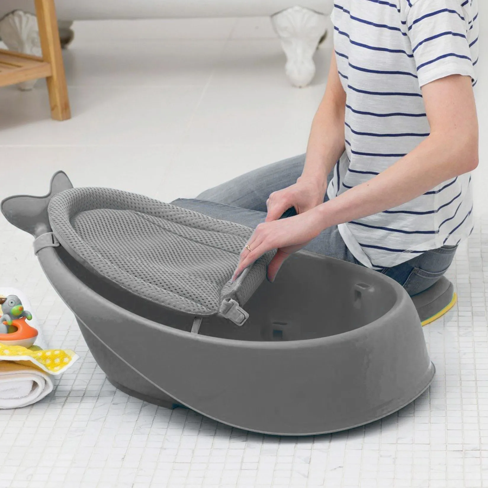Moby Smart Sling 3-Stage Tub - Gray Baby Baths & Seats|Bath Accessories