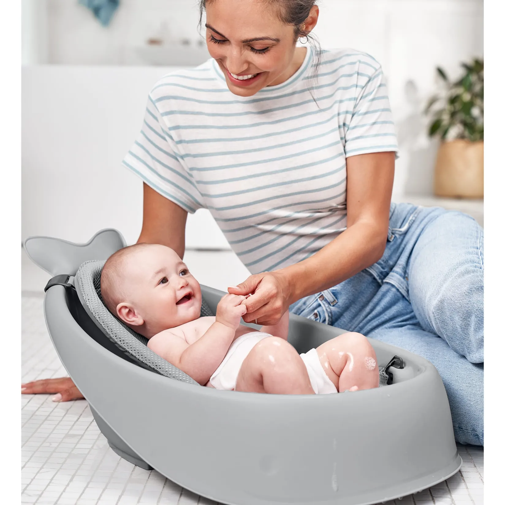 Moby Smart Sling 3-Stage Tub - Gray Baby Baths & Seats|Bath Accessories