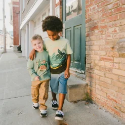 Tops><noscript><img width=