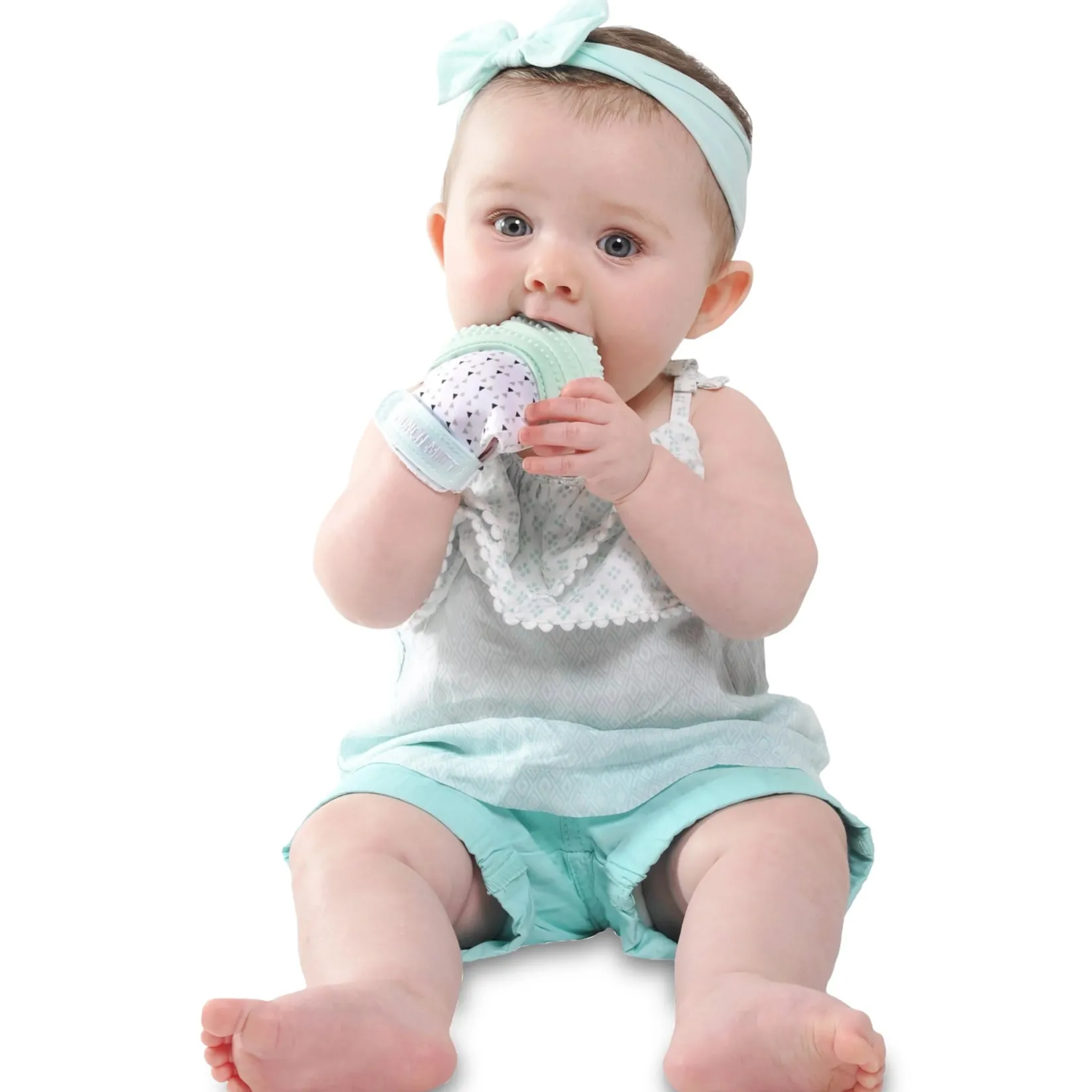 Teething Toys>Munch Mitt - Mint Triangles