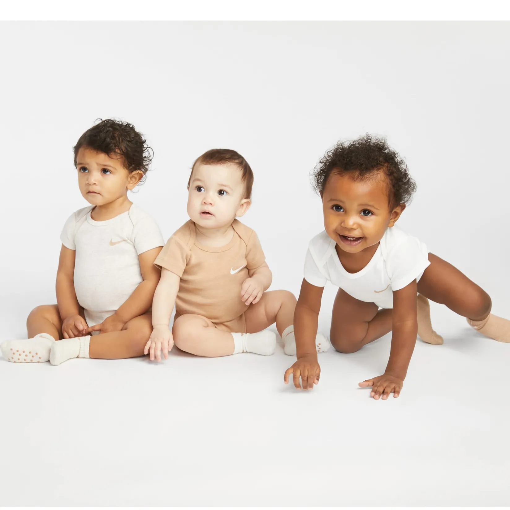 Socks|Underwear & Socks>Nike No Slip Socks (3) 6-12m Beige