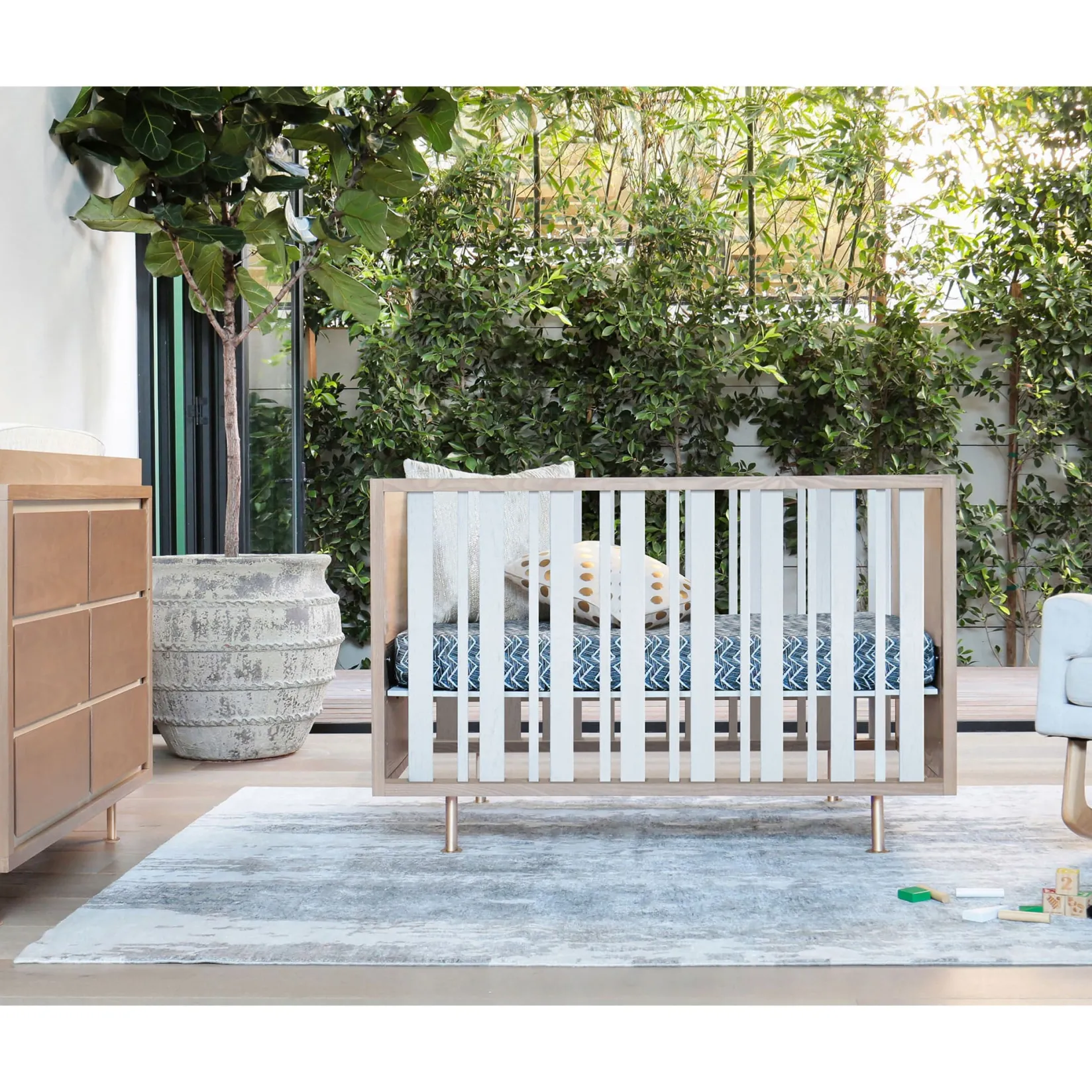 Best Novella 6-Drawer Dresser - Stained Ash / Ivory Finish Storage Furniture