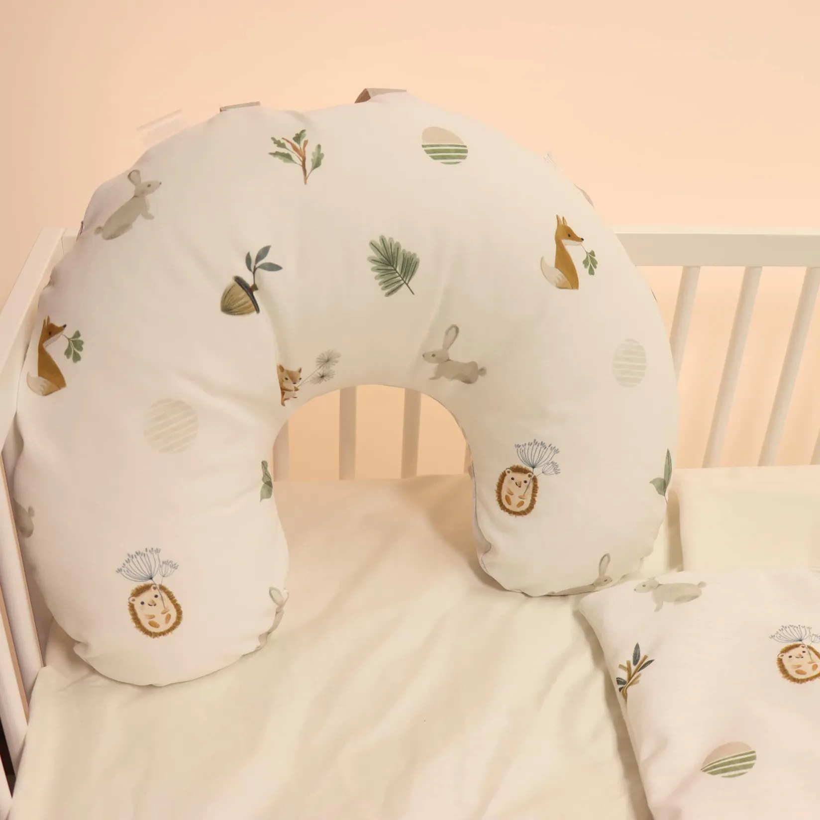 Cushions & Pillows|Breastfeeding>Patlin Nursing Pillow - In The Wood