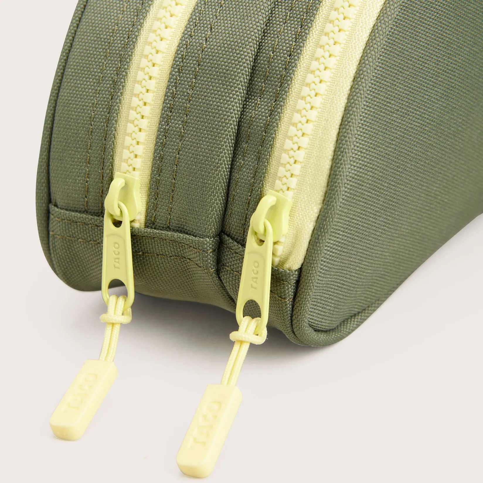 New Pencil Case Thomas - Kaki Kids Pencil Cases