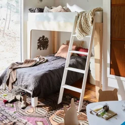 Twin, Full & Queen Beds><noscript><img width=