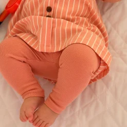 Pants|Tights And Leggings><noscript><img width=