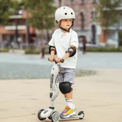 Protection Set Small - Black Kids Bikes And Accessories|Summer Activities