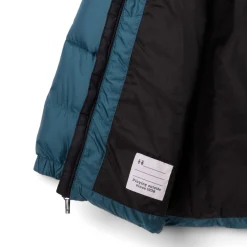 Outerwear|Coats & Jackets><noscript><img width=