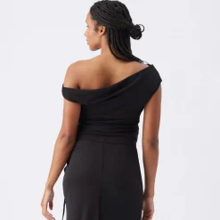 Tops><noscript><img width=