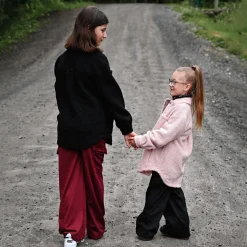 Pants & Jeans><noscript><img width=