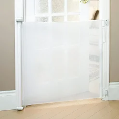 Gates & Safety>Chicco Safety Gate Retractable - White