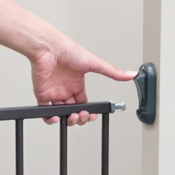 Gates & Safety>Chicco Safety Metal Expandable Gate