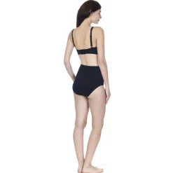 Underwear><noscript><img width=