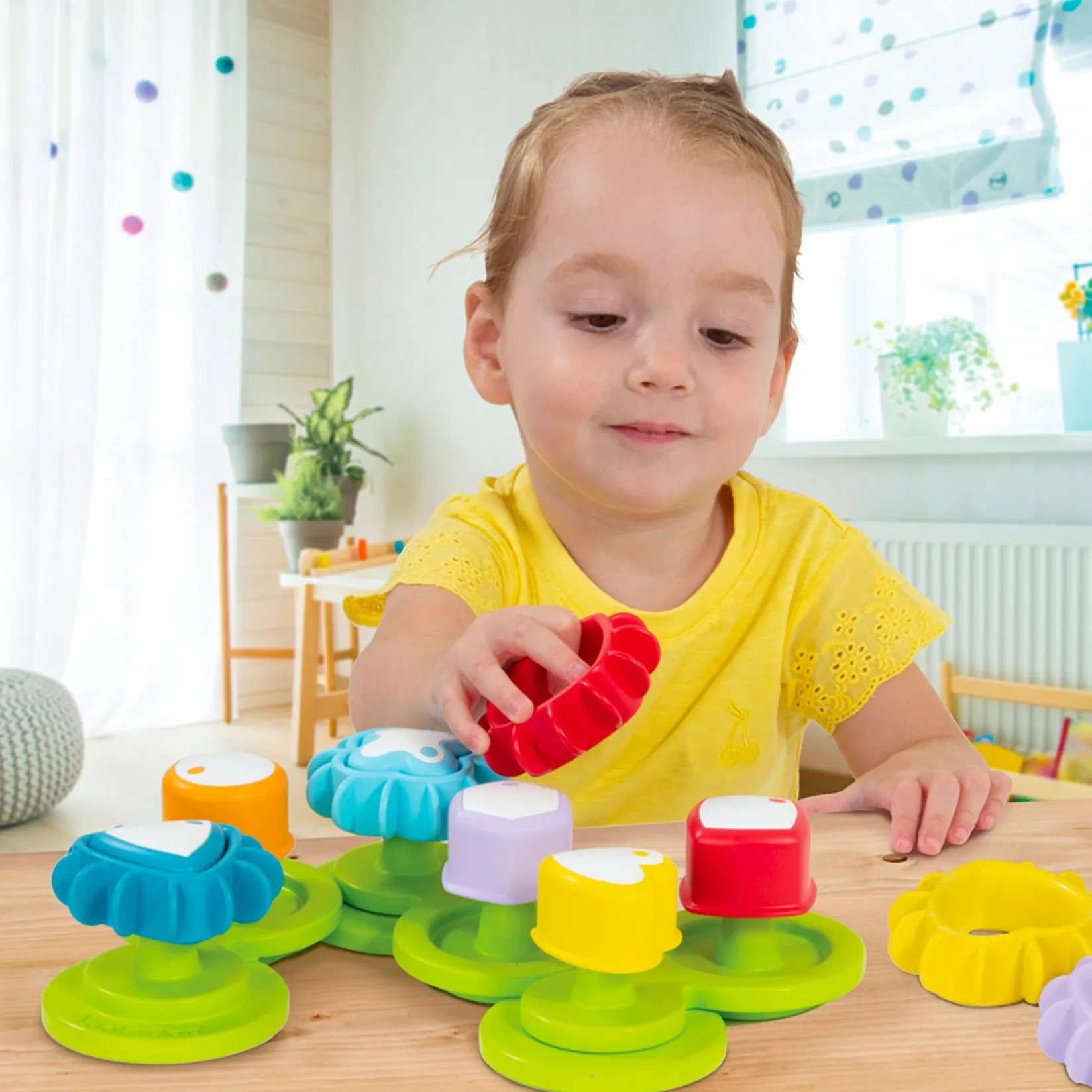 Hot Shape 'N' Spin Gear Sorter Developmental Toys