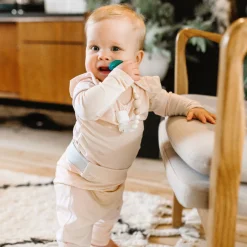 Outlet Silicone Pacifier Clip - White Pacifiers & Clips|Pacifiers & Clips