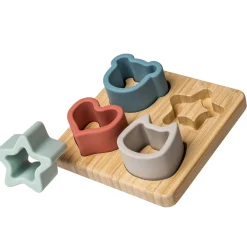 Puzzles>Mary Meyer Simply Silicone Bamboo Sorter