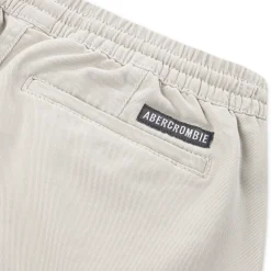 Pants & Jeans><noscript><img width=