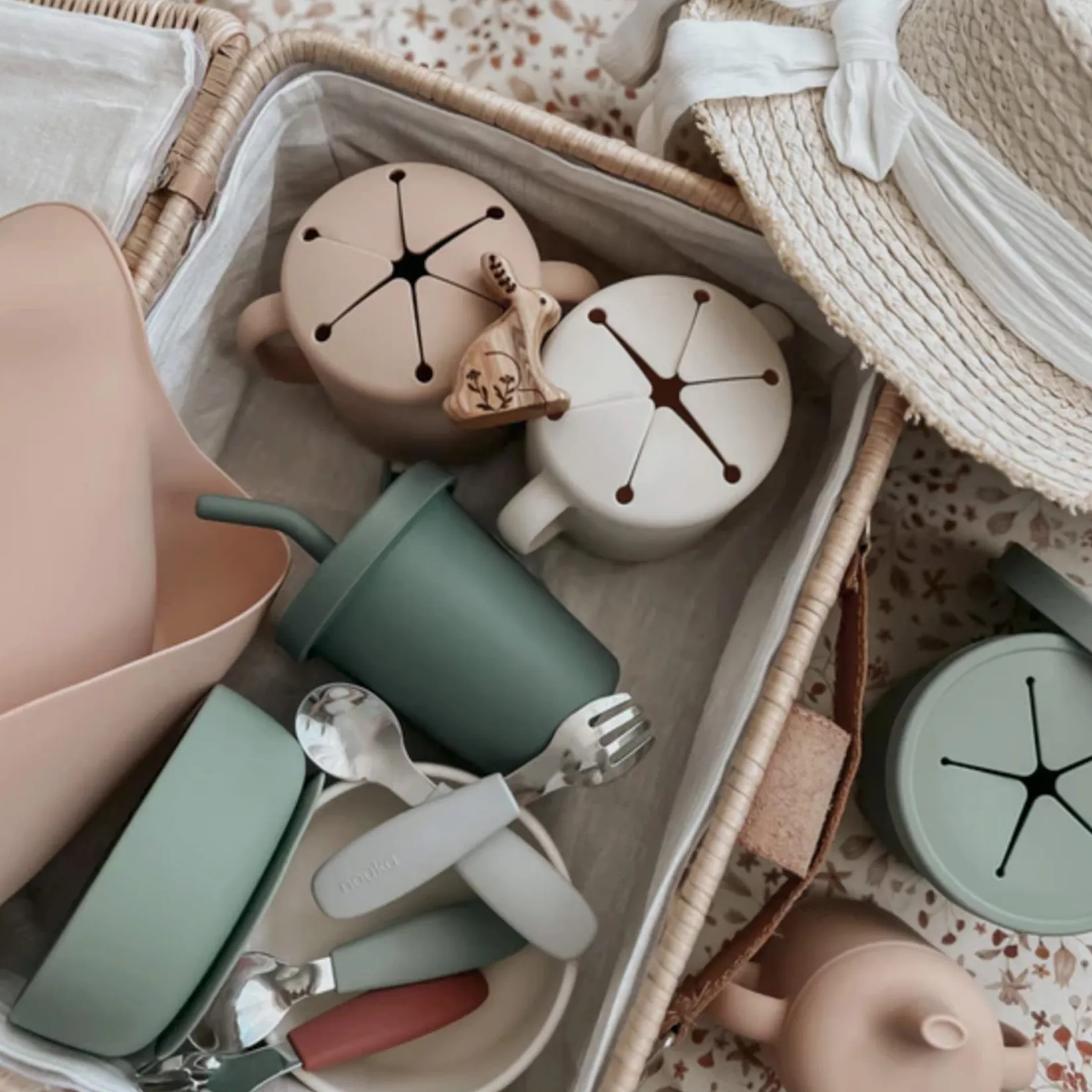 Breastfeeding|Tableware>Nouka Snack Cup Soft Blush