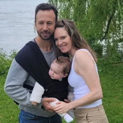 Snüg Baby Wrap In Mint Fiber - Black Outdoors & Travel|Baby Carriers