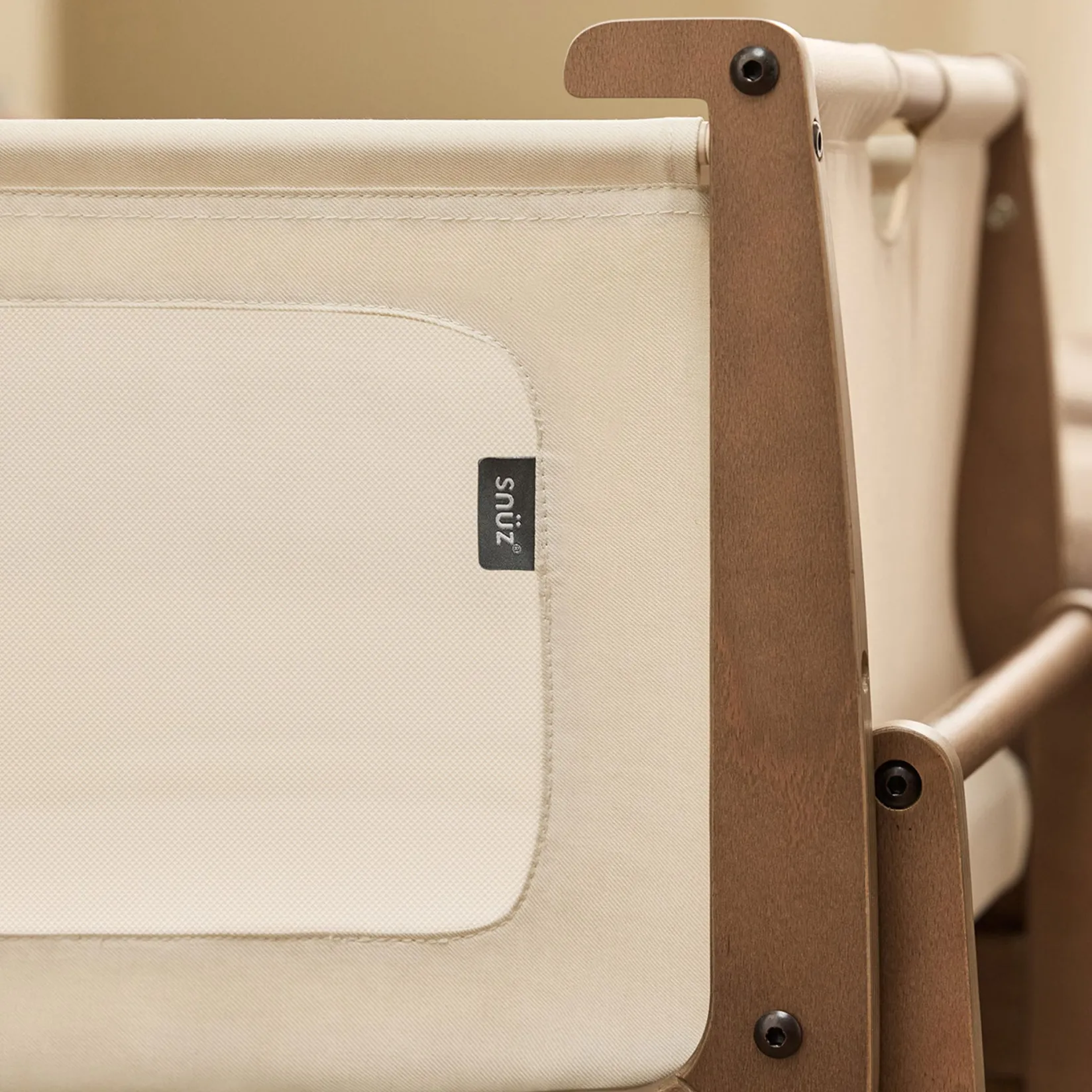 Playards & Bassinets|Playards & Bassinets>Snuz SnüzPod5 - Walnut