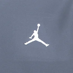 Outerwear|Coats & Jackets><noscript><img width=