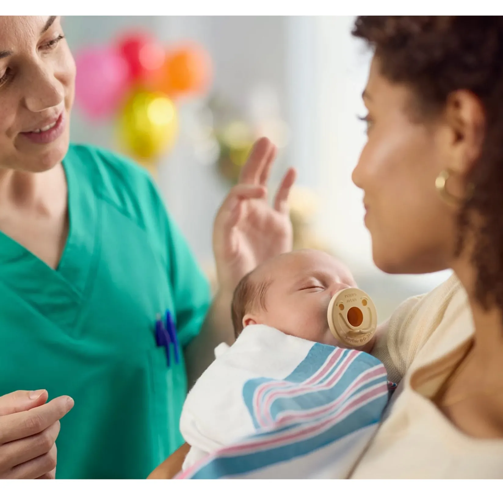 Pacifiers & Clips|Pacifiers & Clips>Philips Avent Soothie Pacifier Yellow Cyan (2)