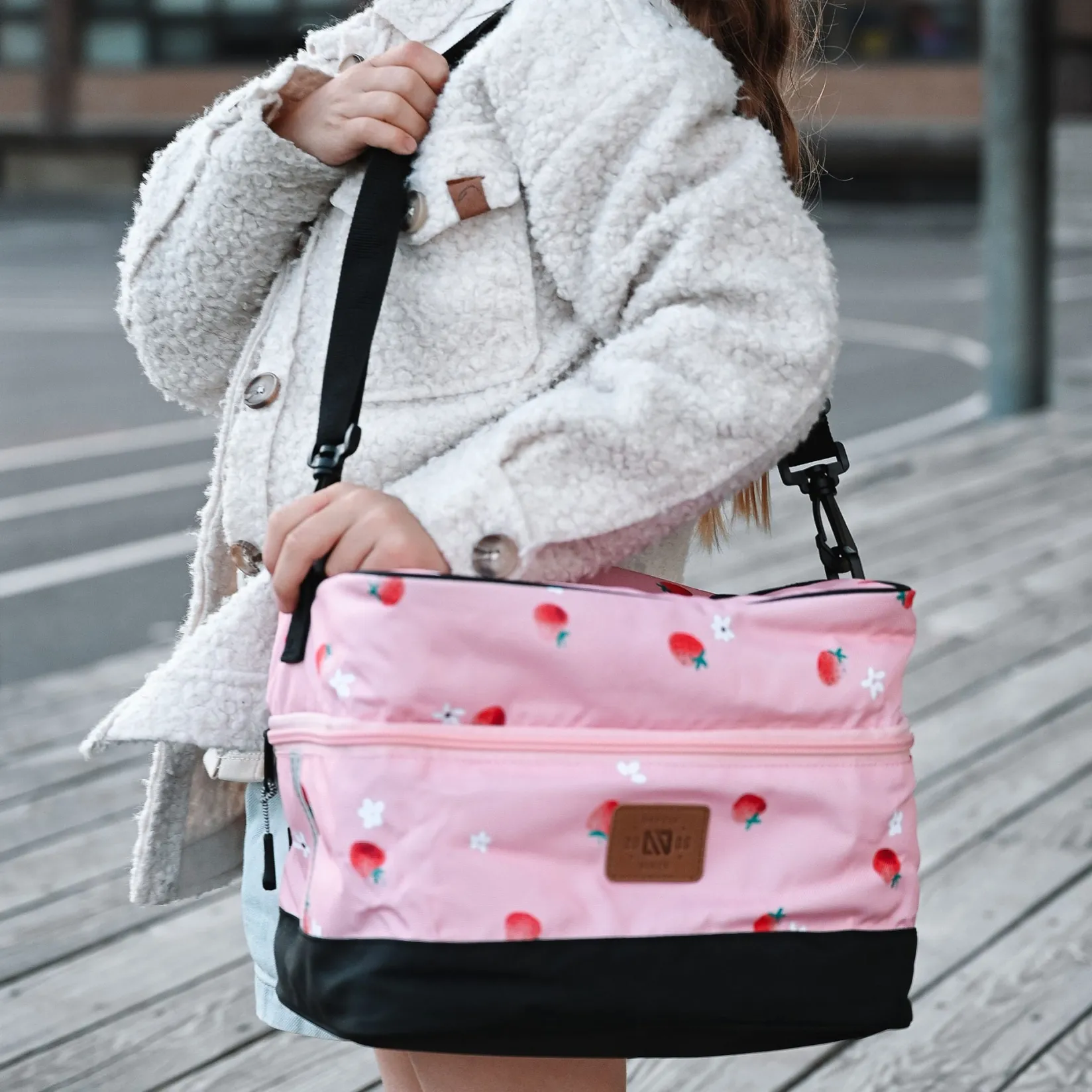 Lunch Boxes>Nano Strawberries Lunch Box Pink