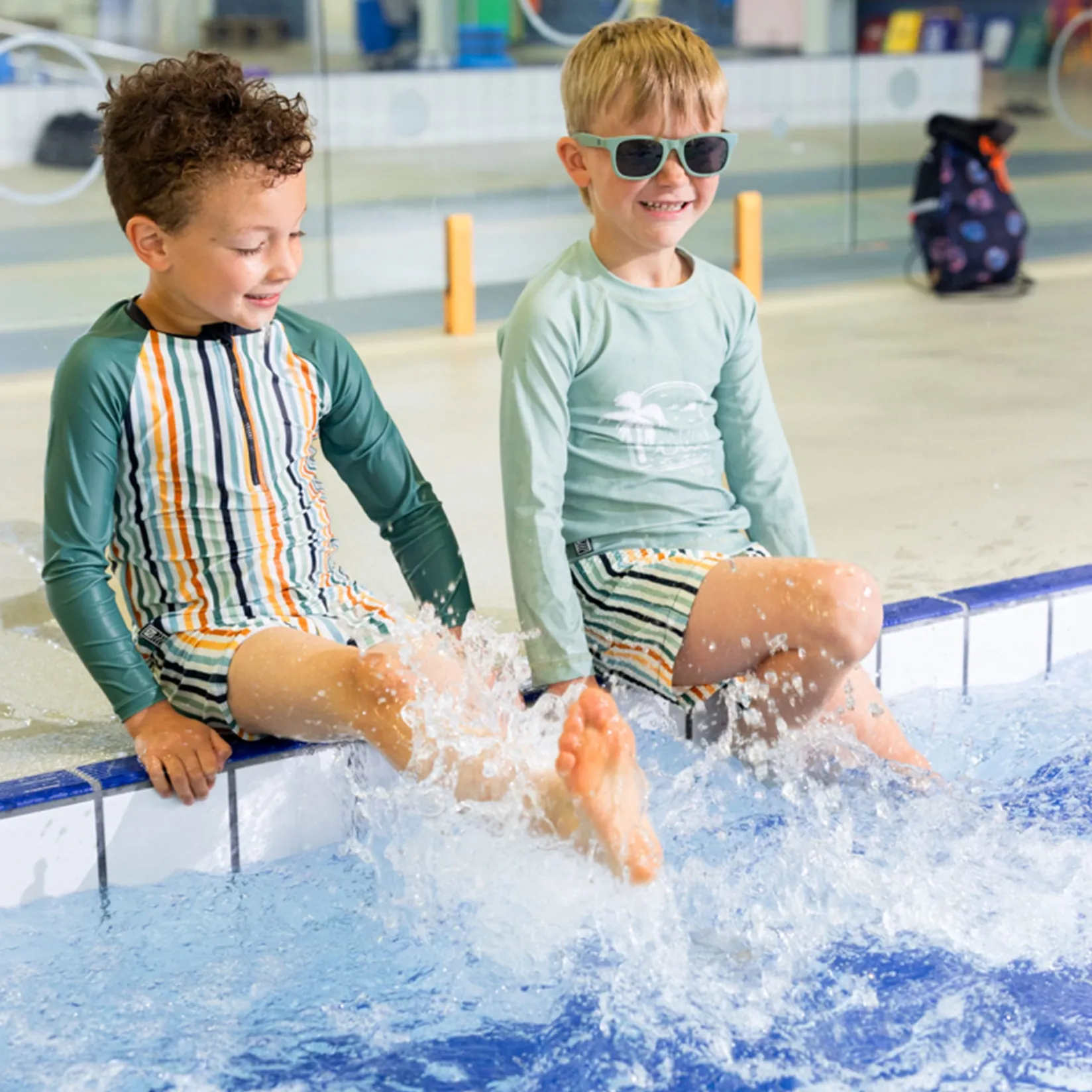 New Striped Uv Ls 2pc Swimsuit 2-4 Kids/BOY Swimsuits