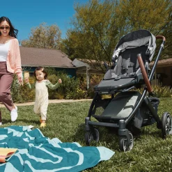 Strollers|Strollers & Trailers><noscript><img width=