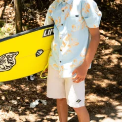 Tops><noscript><img width=