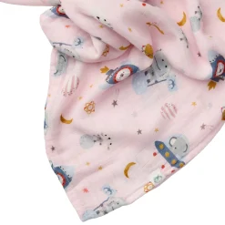 Blankets|Blankets><noscript><img width=