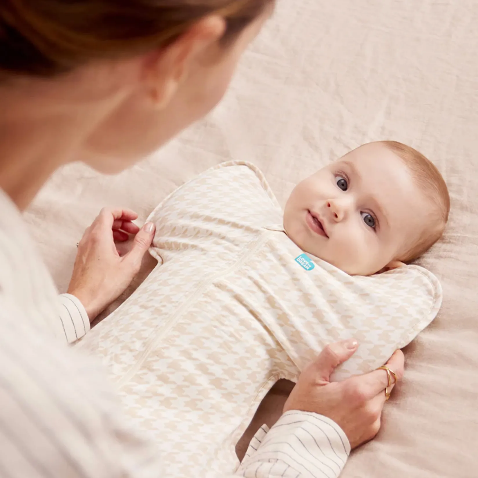 Hot Swaddle Up Original Newborn 5-8.5lb - Houndstooth Pajamas|Sleep Bags