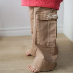 Pants & Jeans><noscript><img width=