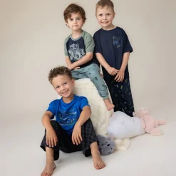 Pajamas & Bathrobes><noscript><img width=