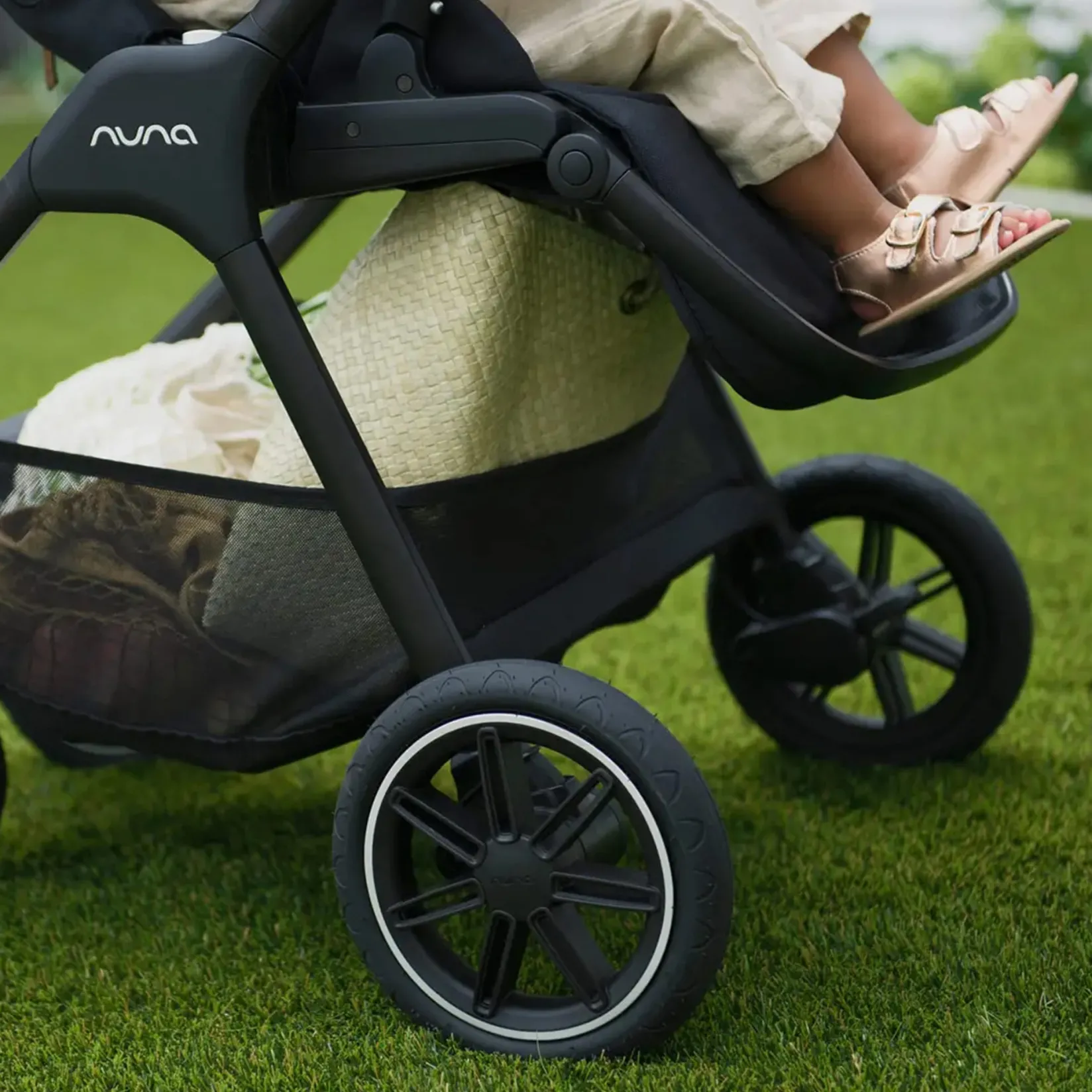 Strollers|Strollers & Trailers>Nuna Triv Next Stroller - Caviar