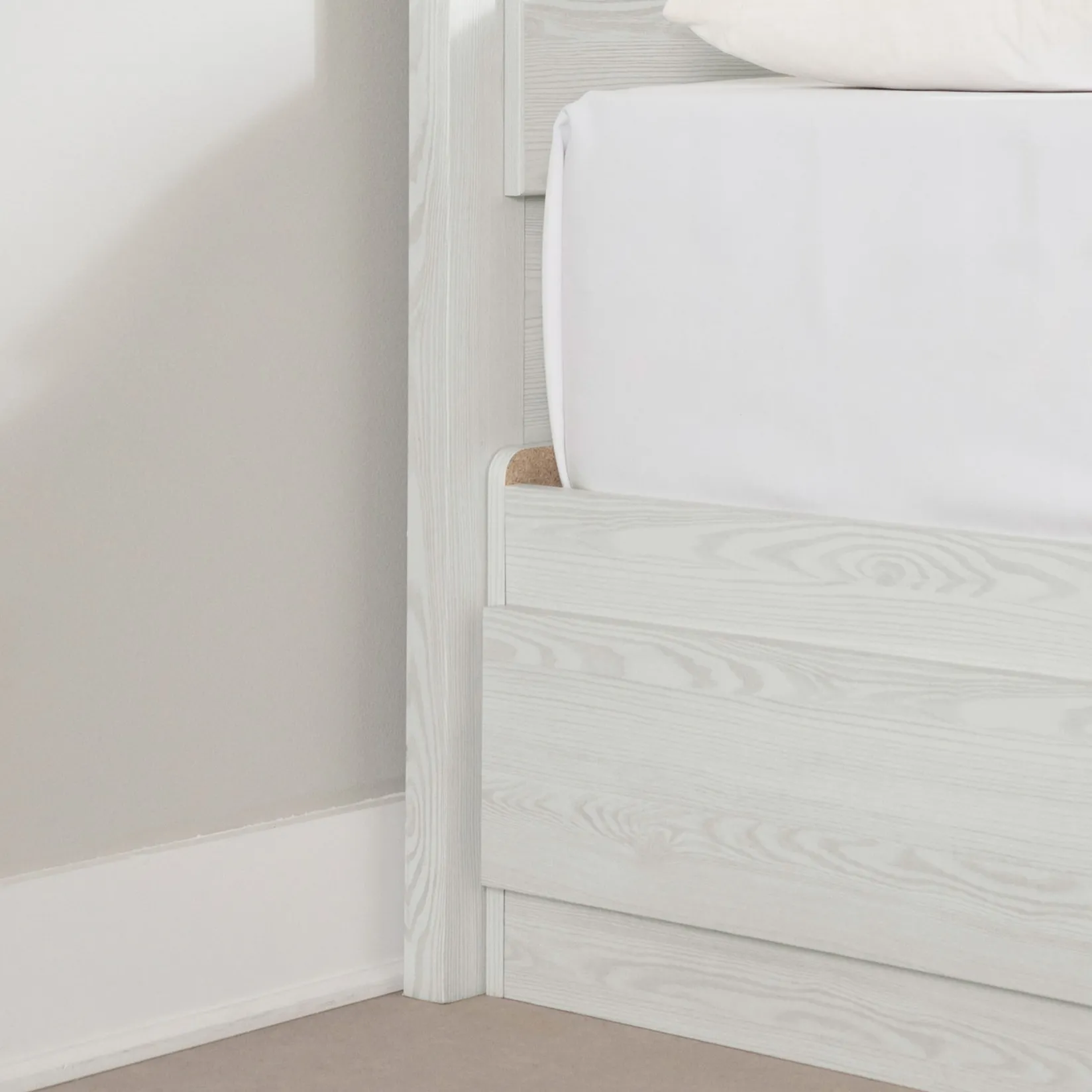 Twin, Full & Queen Beds>South Shore Twin Bed and Headboard Set - Arlen White Pine