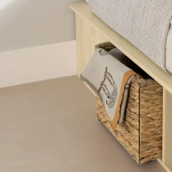 Twin, Full & Queen Beds><noscript><img width=