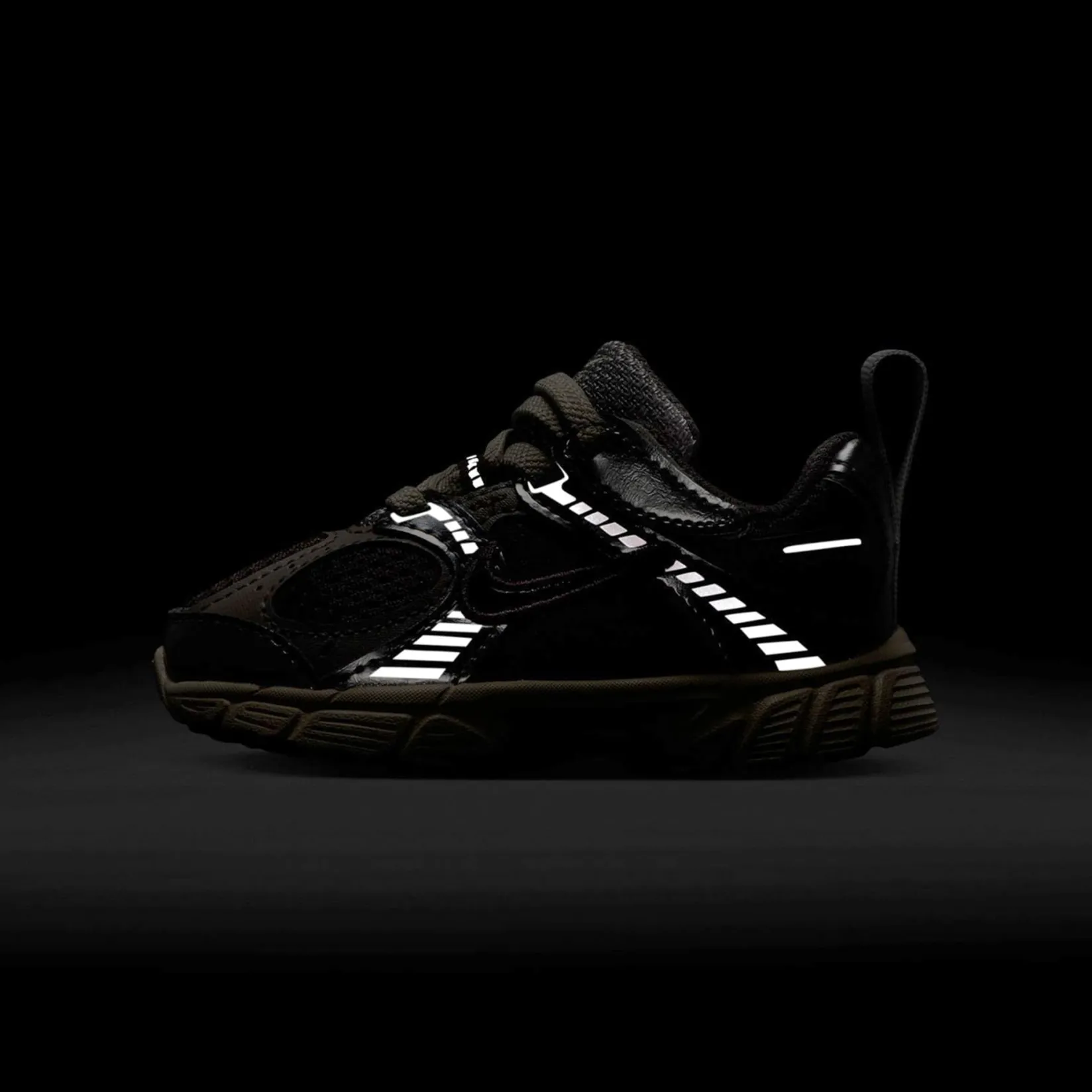 New V5 RNR Shoe 5-10 Athletic Shoes|Shoes