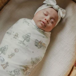 Blankets|Blankets>Copper Pearl Winnie Swaddle Blanket- Hundred Acre Wood